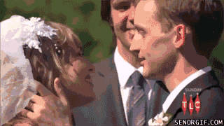 funny-gifs-virgin-kiss